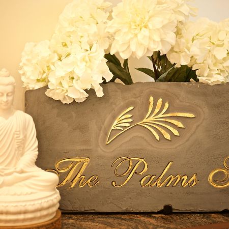 Crowne Plaza Chennai Adyar Park, an IHG hotel Zewnętrze zdjęcie The Palms Spa