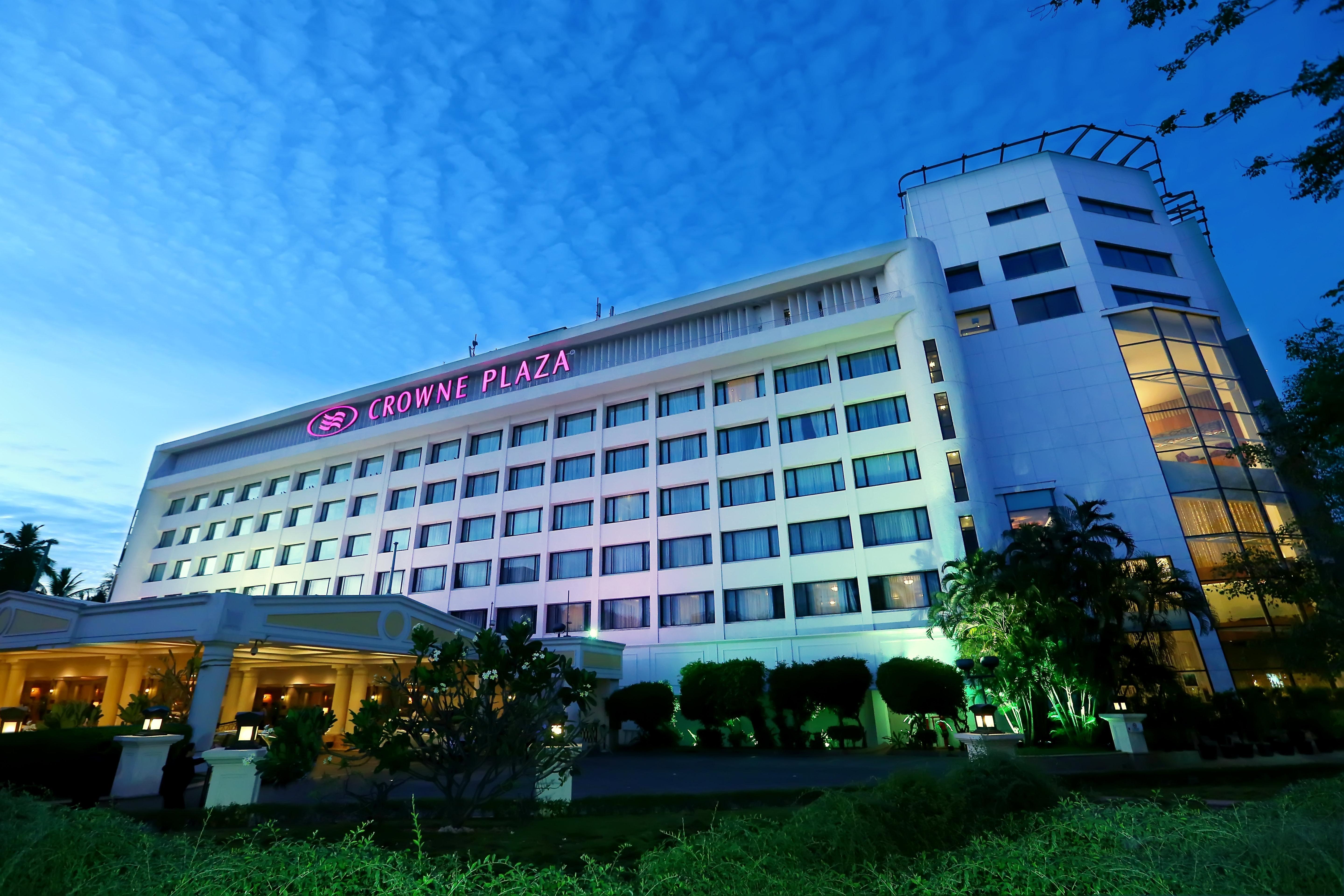 Crowne Plaza Chennai Adyar Park, an IHG hotel Zewnętrze zdjęcie